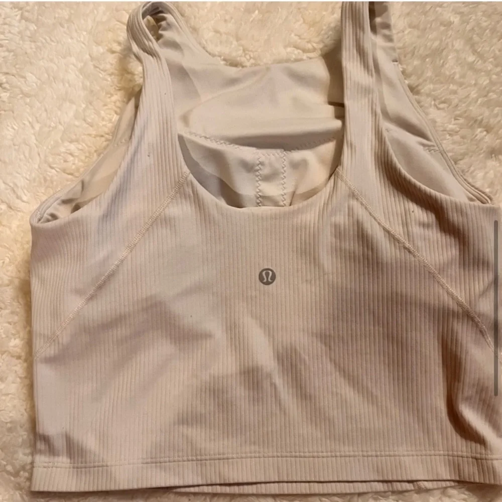 Lululemon Align Ribbed High-Neck
Tank Top White Opal - Picture 6 of 7